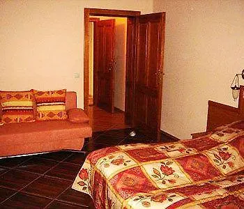Ξενοδοχείο Platan Garden & Restaurant 3*