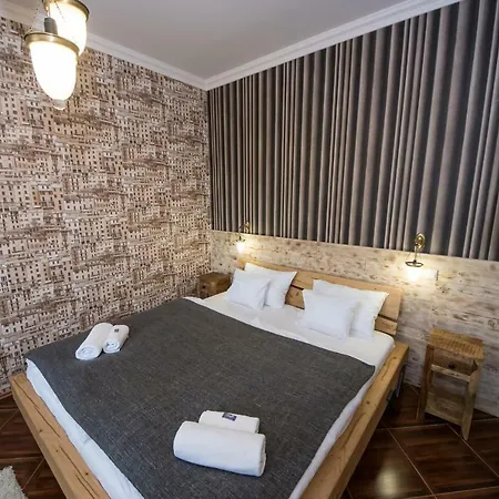 Ξενοδοχείο Platan Garden & Restaurant
