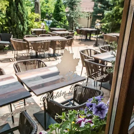 Platan Garden & Restaurant Hajdúszoboszló