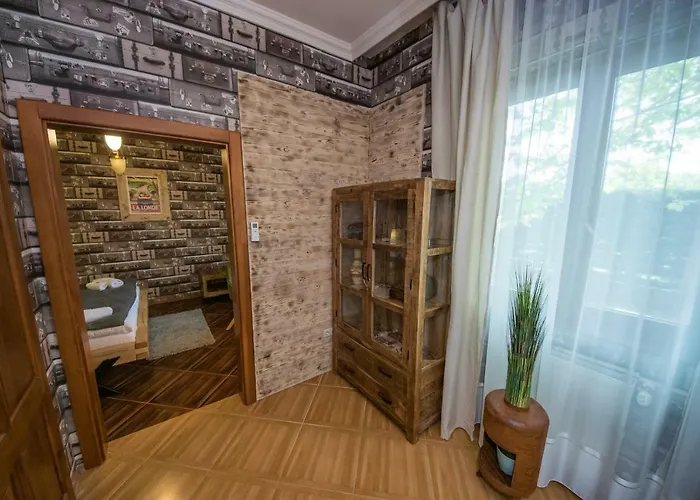Platan Garden & Restaurant Hotel 3*