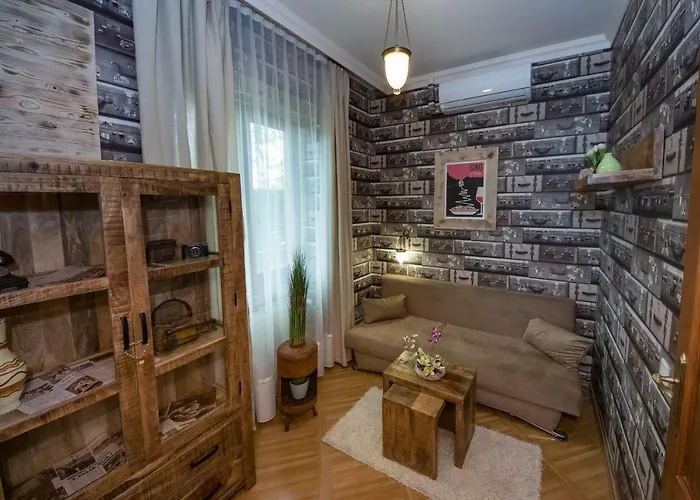 Platan Garden & Restaurant Hotel 3*