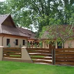 Platan Garden & Restaurant
