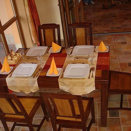 Platan Garden Rooms&restaurant 3*