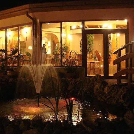 Hotel Platan Garden & Restaurant Hajdúszoboszló