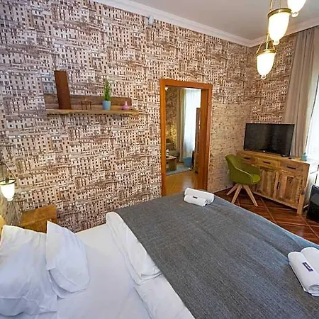 Platan Garden & Restaurant Отель 3*