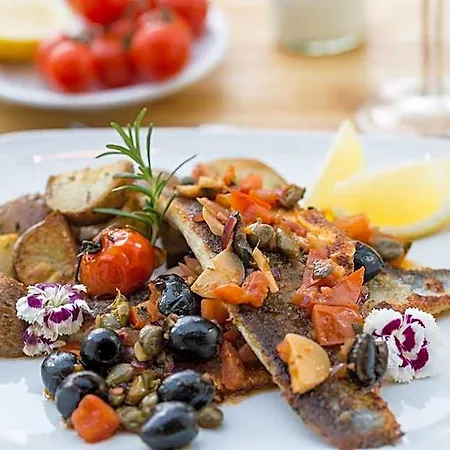 Platan Garden & Restaurant 3* Хайдусобосло