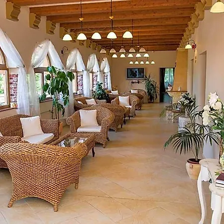 Platan Garden & Restaurant 3* Хайдусобосло