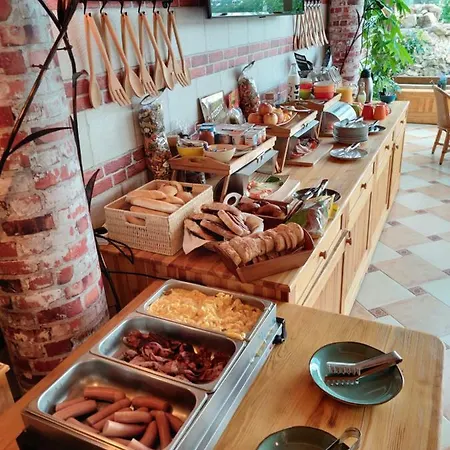 Platan Garden & Restaurant Отель