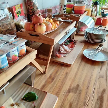 Platan Garden & Restaurant Хайдусобосло