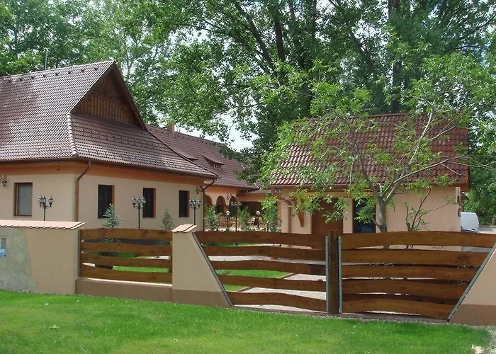 Platan Garden & Restaurant